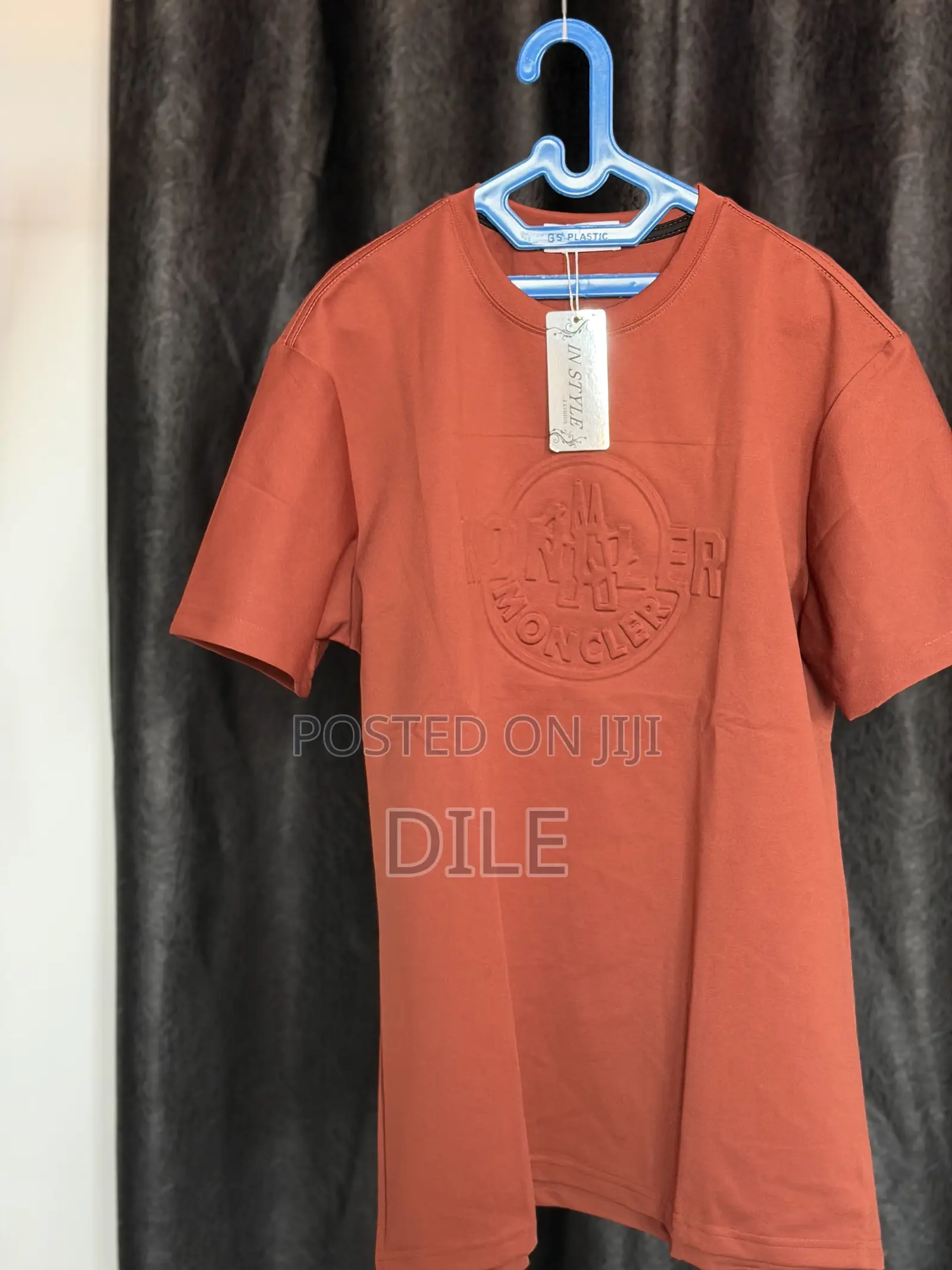 Round Neck Top