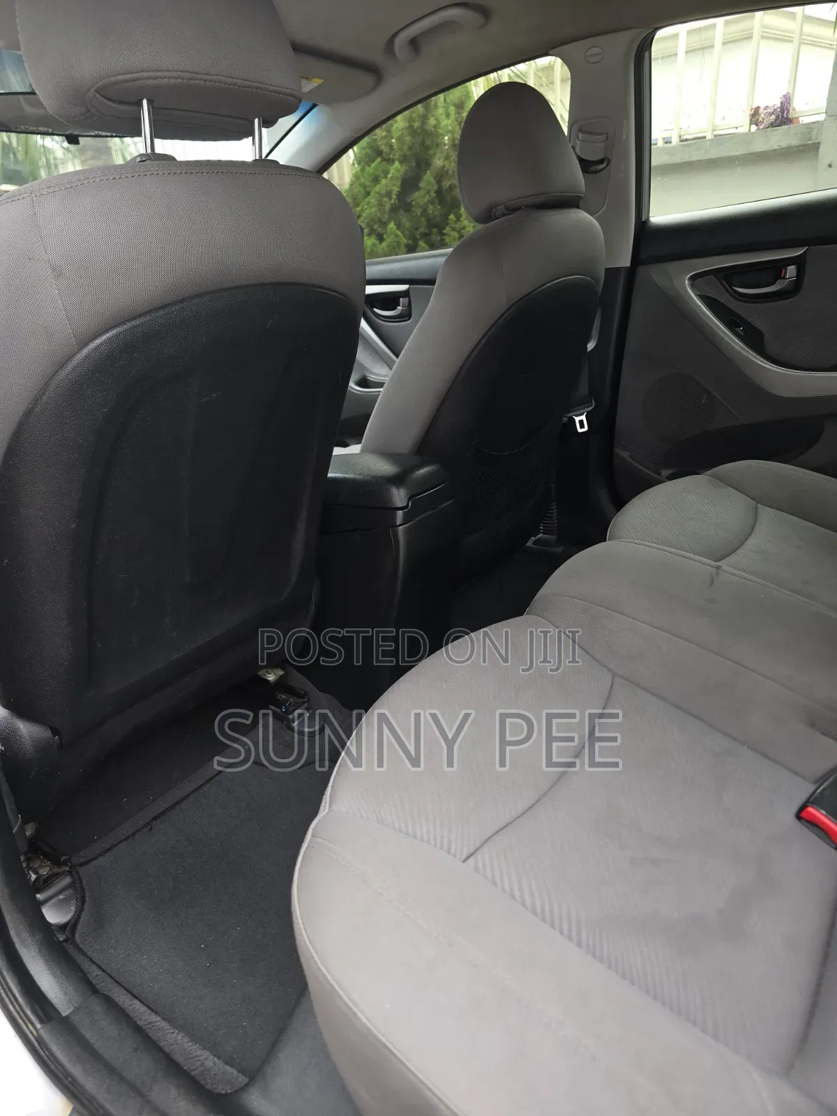 Hyundai Elantra 2012 Gray
