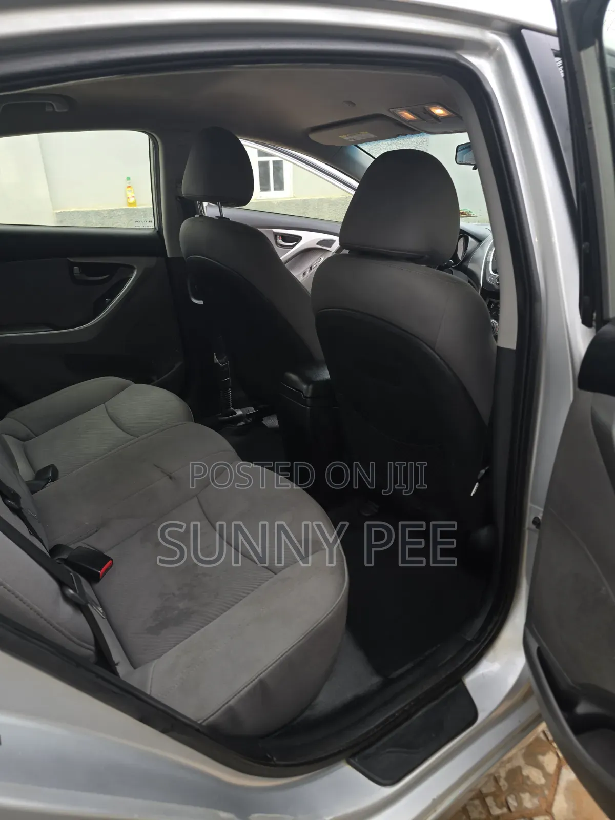 Hyundai Elantra 2012 Gray