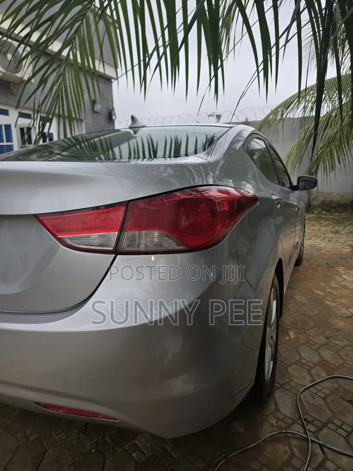 Hyundai Elantra 2012 Gray