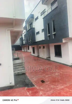 5bdrm Duplex in Opebi for rent