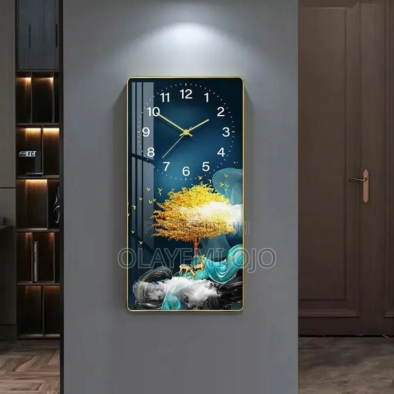 Elegant Decorative Wall Clock