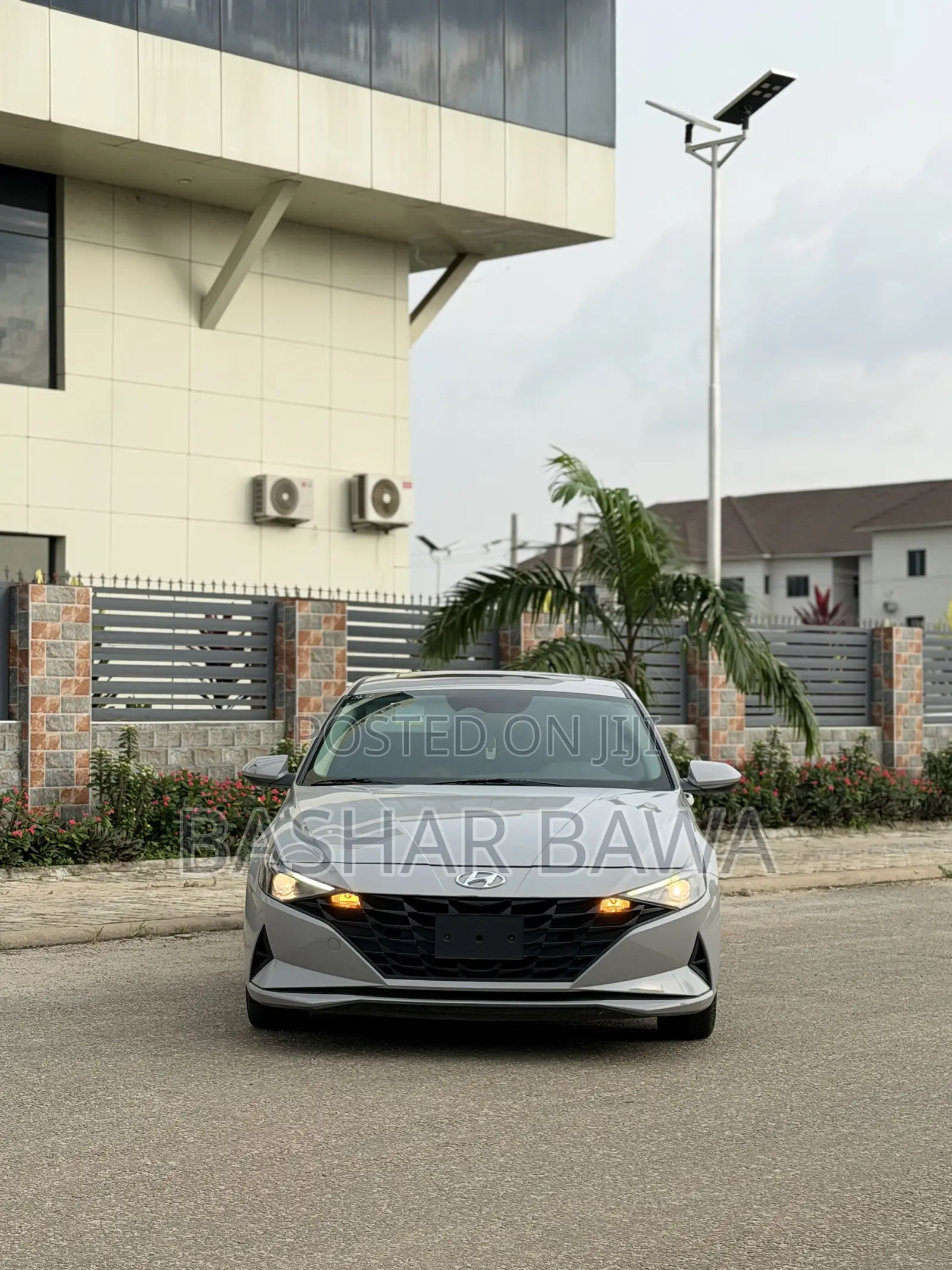 Hyundai Elantra 2022
