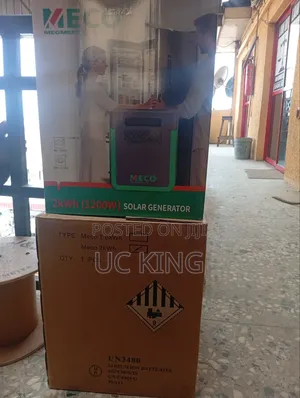 2kwh/1200w Solar Generator