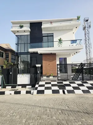 5bdrm House in Abraham Adesanya Estate for sale