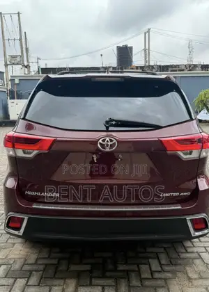 Toyota Highlander Limited Platinum 4x4 V6 (3.5L 6cyl 8A) 2018 Burgundy