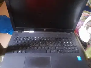 Laptop HP 15 4GB Intel Core i3 HDD 1T