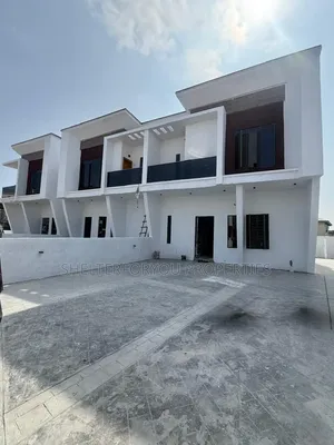 4bdrm Duplex in Sangotedo for sale