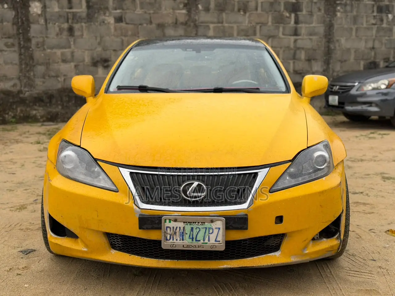 Lexus IS 2009 Yellow
