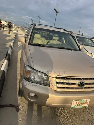 Toyota Highlander Limited V6 4x4 2006 Gold