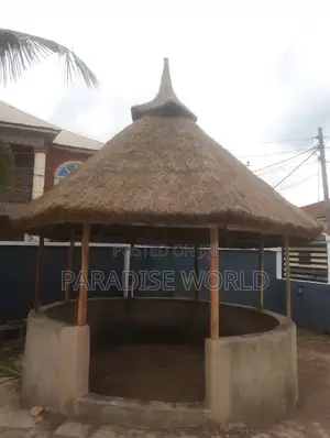 We Construct Summer Hut, & Bush Bar