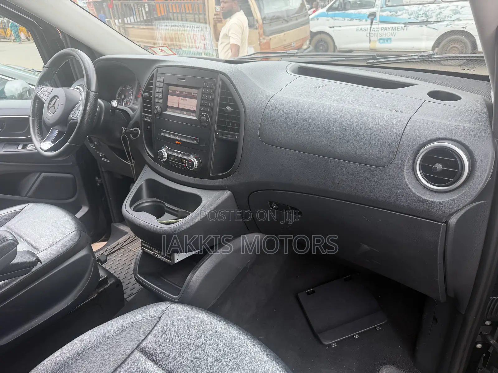 Mercedes-Benz Viano 2015 Black