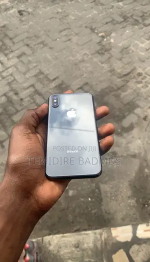 Apple iPhone X 64 GB Black