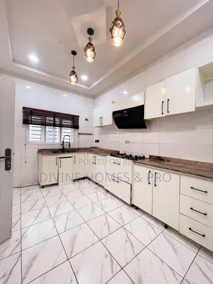 3bdrm Block of Flats in Katampe (Main) for rent