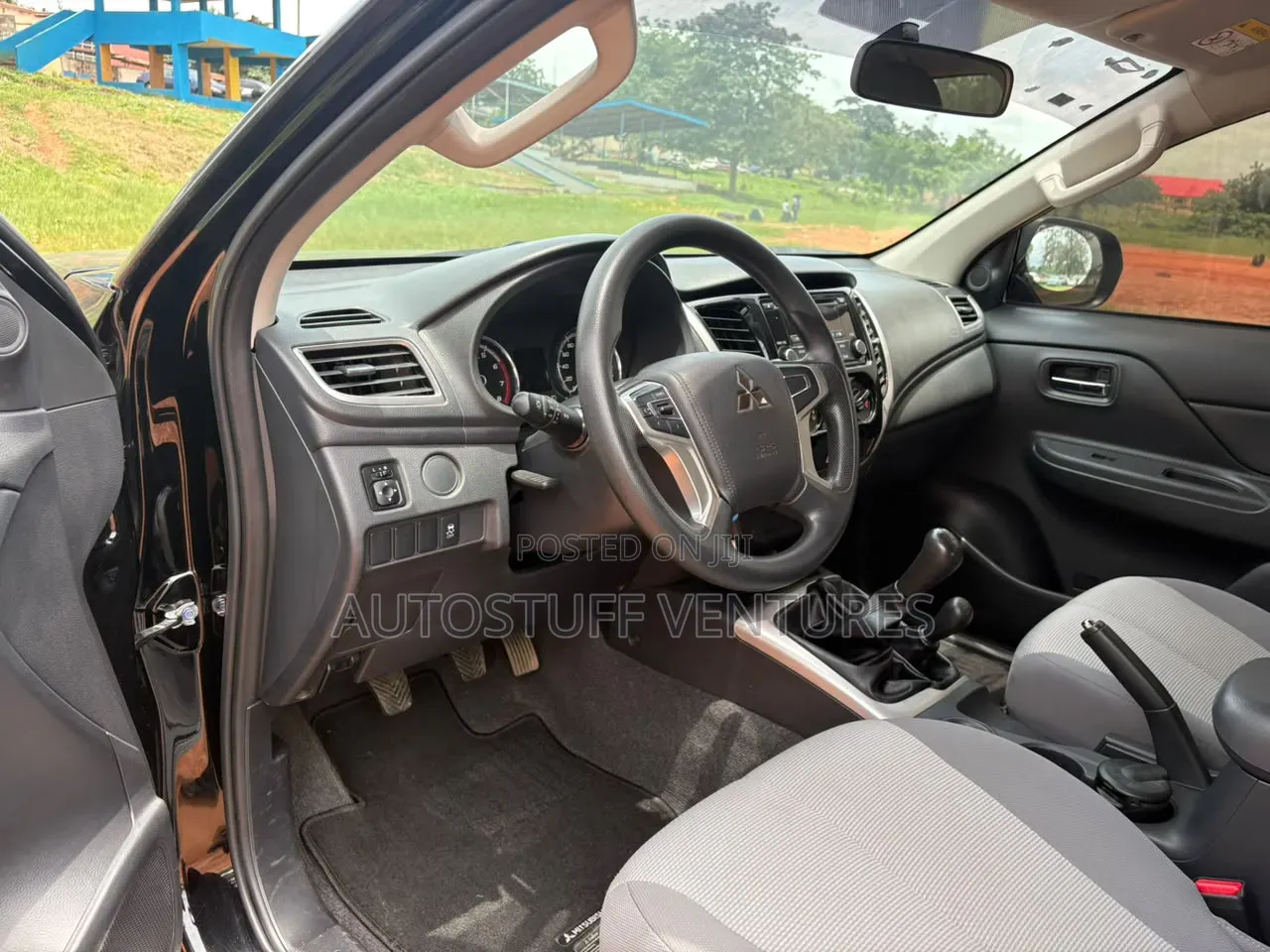 Mitsubishi L200 2024 Black