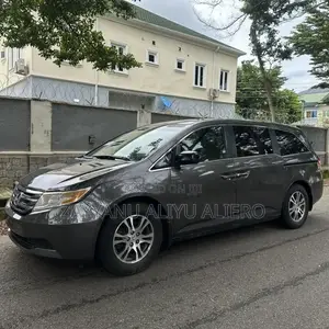 Honda Odyssey 2013 Gray