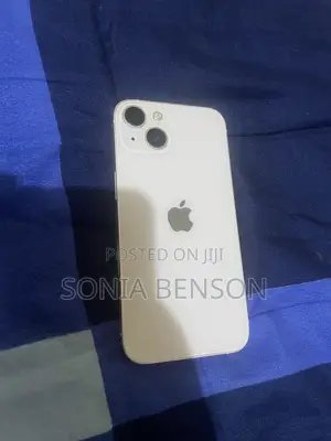 Apple iPhone 13 128 GB White