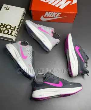Classic Nike ZoomX Street Style Running Sneakers