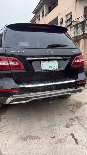 Mercedes-Benz M Class ML350 4MATIC 4dr SUV AWD (3.5L 6cyl 7A) 2015