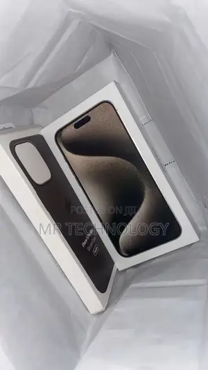 New Apple iPhone 15 Pro Max 256 GB Black