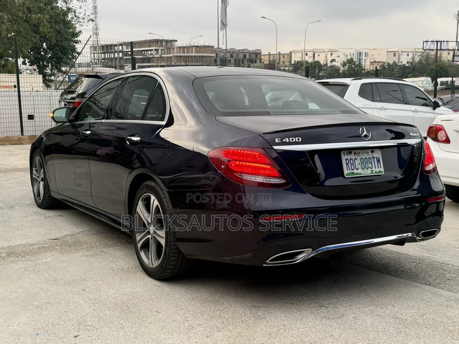 Mercedes-Benz E400 2017 Blue