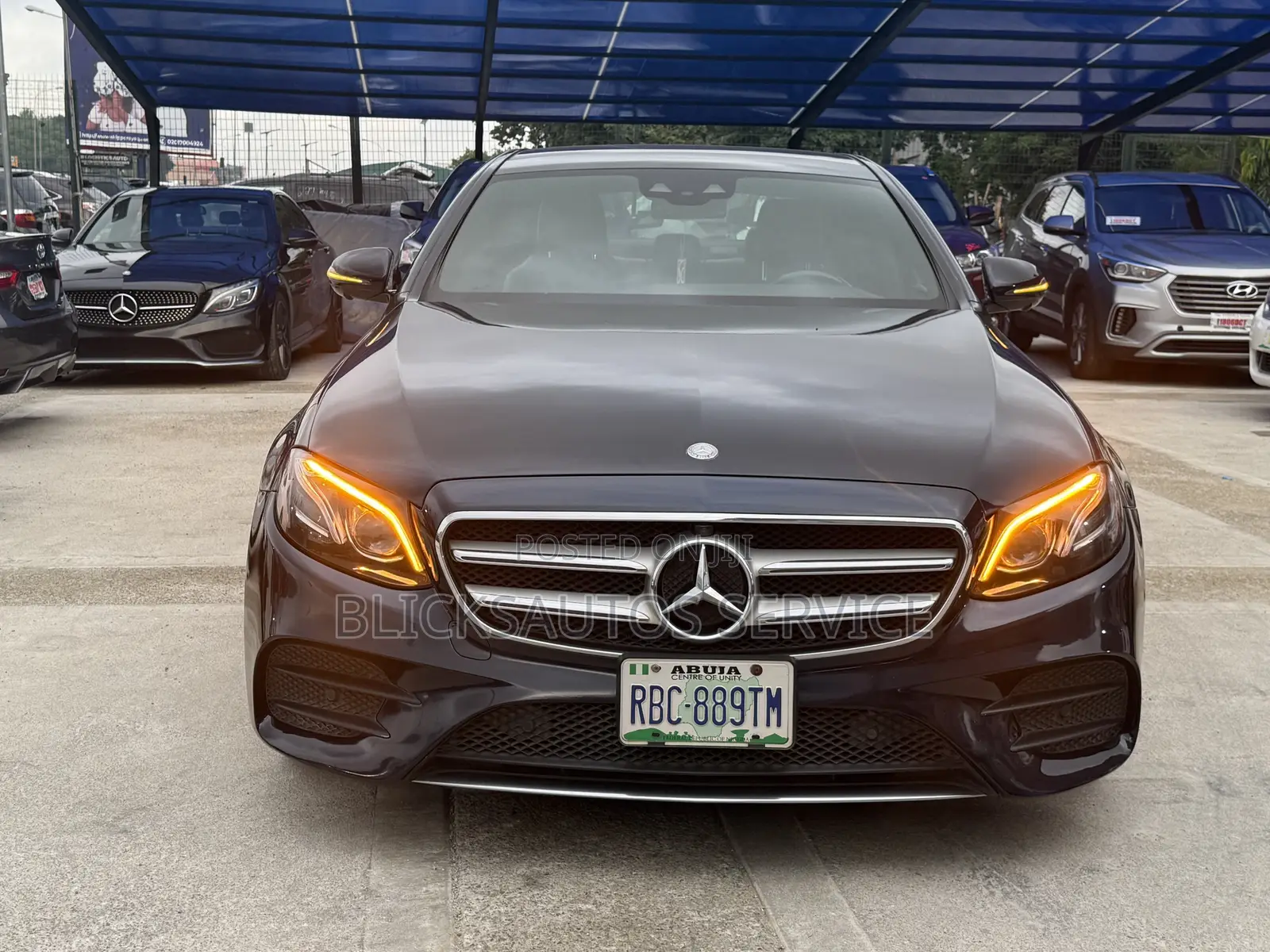 Mercedes-Benz E400 2017 Blue