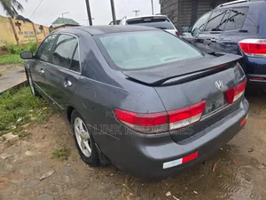 Honda Accord 2004 Gray