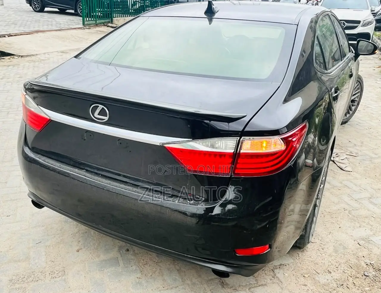 Lexus ES 2014 Black