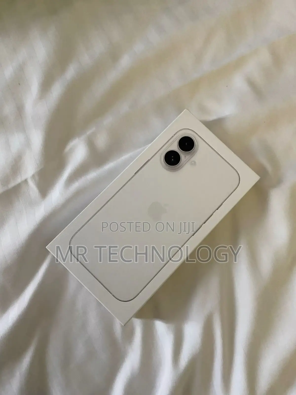 New Apple iPhone 16 128 GB White