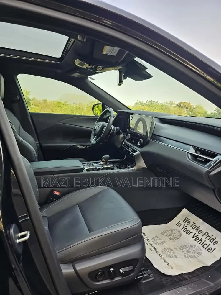 Lexus RX 2025 Black