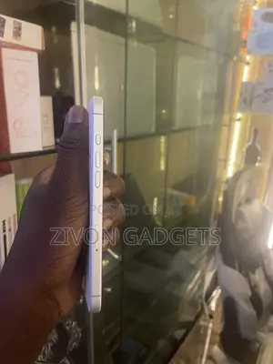 Apple iPhone 16 Plus 128 GB White