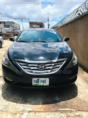 Hyundai Sonata SE Sedan FWD (2.4L 4cyl 6A) 2012 Black