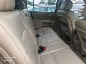 Honda Pilot EX-L 4dr SUV (3.5L 6cyl 5A) 2011 Gold