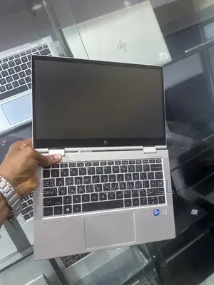Laptop HP EliteBook 830 G8 16GB Intel Core i5 SSD 512GB
