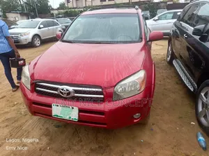 Toyota RAV4 V6 2007 Red