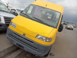 Fiat Ducato 2002 Yellow