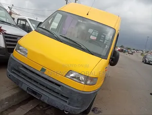 Fiat Ducato 2002 Yellow