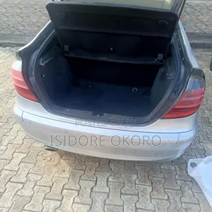 Mercedes-Benz C300 2003 Gray