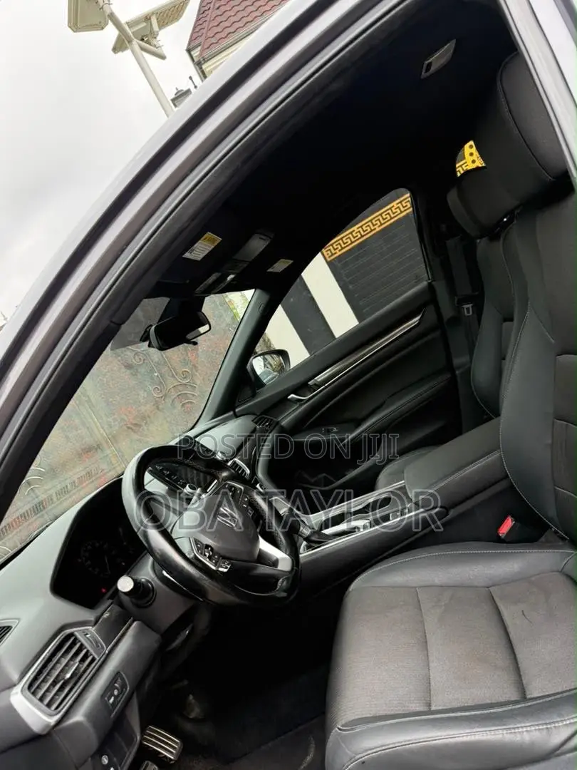 Honda Accord 2019 Silver