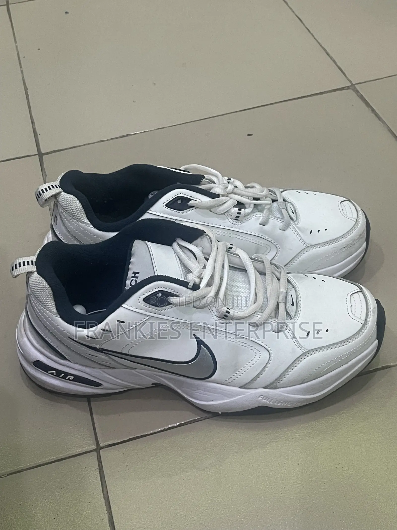 Nike Air Monarch IV