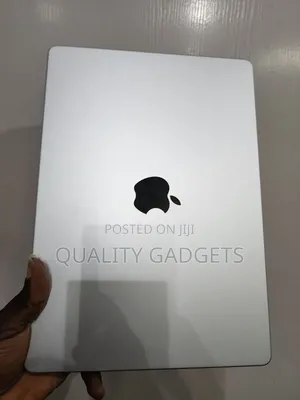Laptop Apple MacBook Pro 2023 M3 18GB Intel Core M3 SSD 512GB