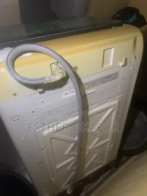 TCL 8.0kg Automatic Washing Machine - Neatly Used