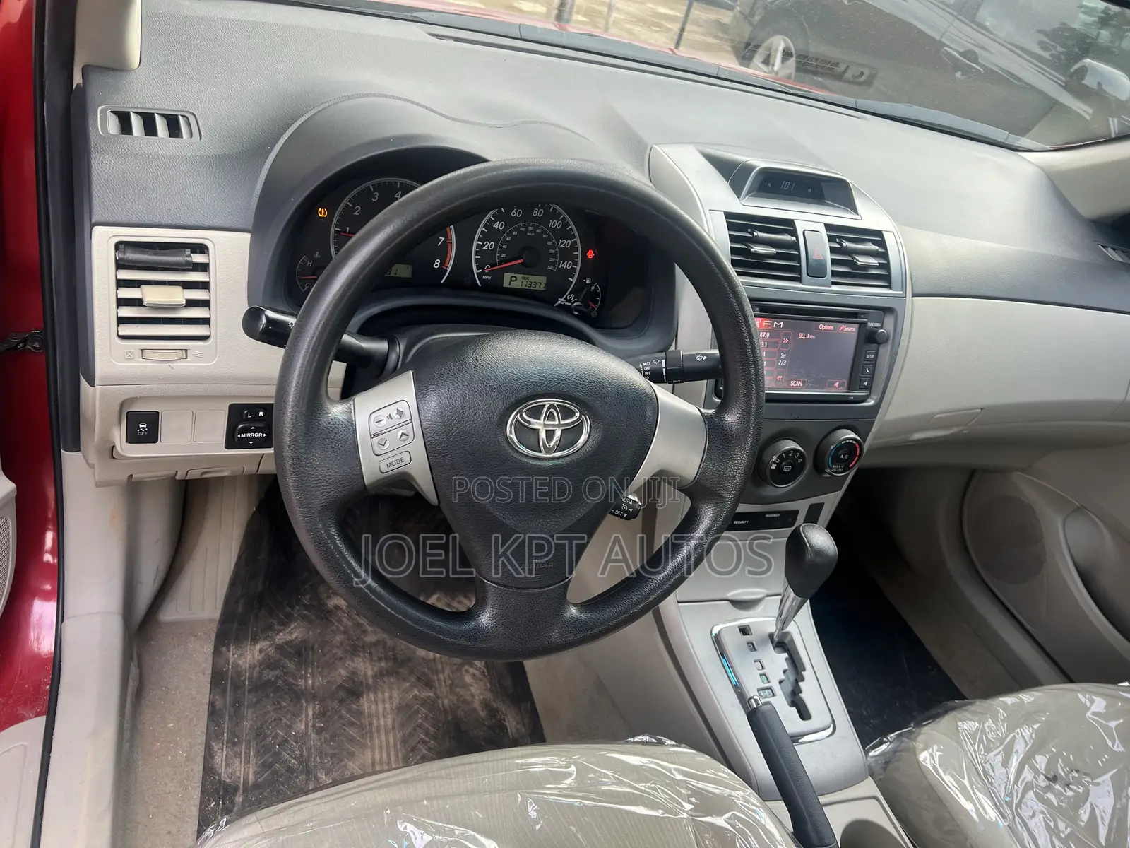 Toyota Corolla 2013 Red