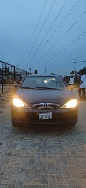 Toyota Camry LE 4dr Sedan (2.4L 4cyl 5A) 2005 Black