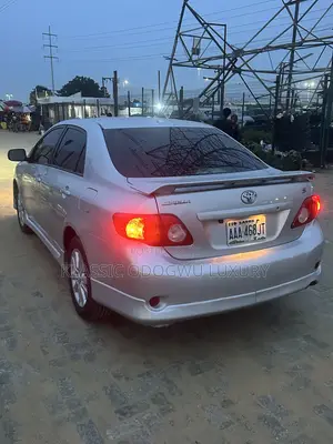 Toyota Corolla S 4dr Sedan (1.8L 4cyl 4A) 2011 Silver