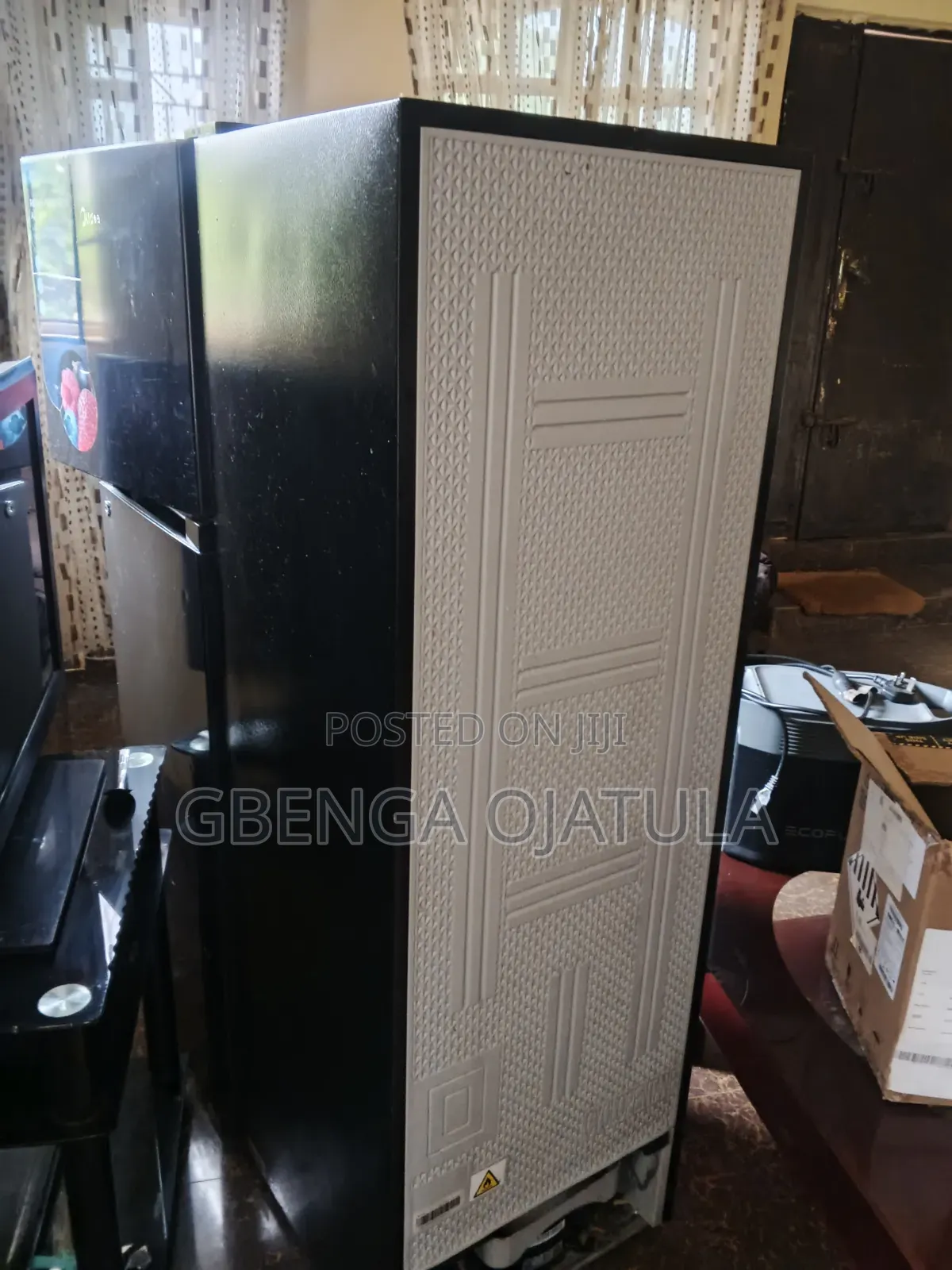Refrigerator
