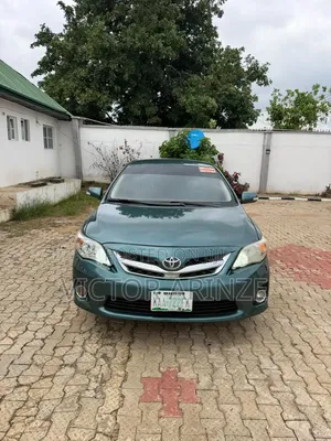 Toyota Corolla 2010 Green