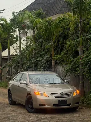Toyota Camry LE 4dr Sedan (2.4L 4cyl 5A) 2007 Gold