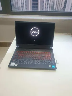 New Laptop Dell G15 5511 16GB Intel Core i5 SSD 512GB