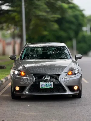 Lexus IS 2014 Gold